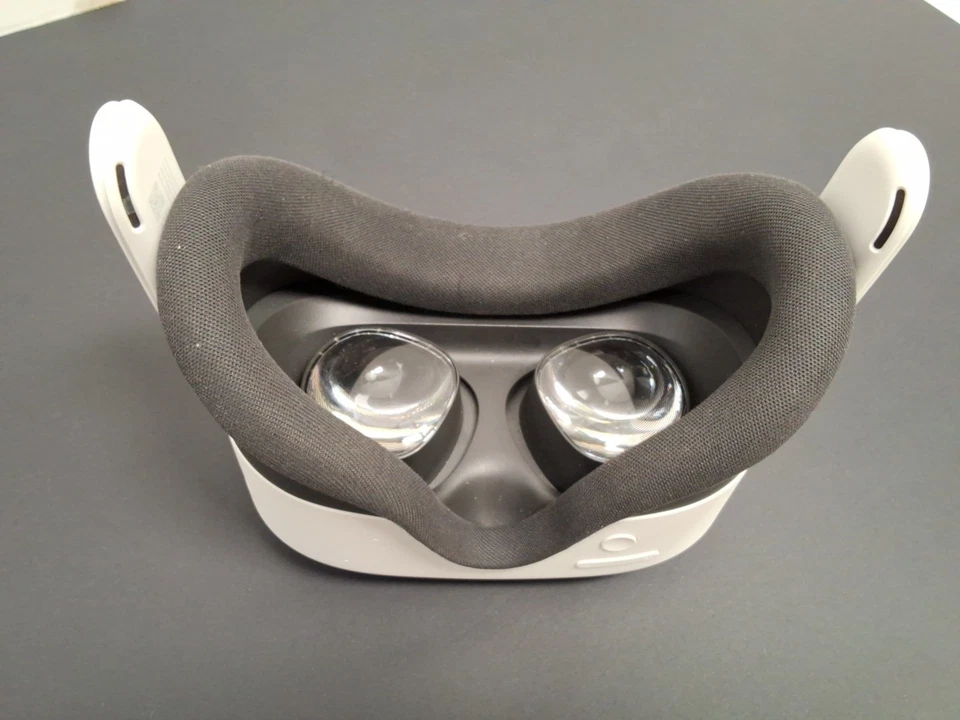 HEADSET ONLY Meta Quest 3S 128GB — Headset Only - No Strap - Cleaned / Sanitized - image 4 of 4