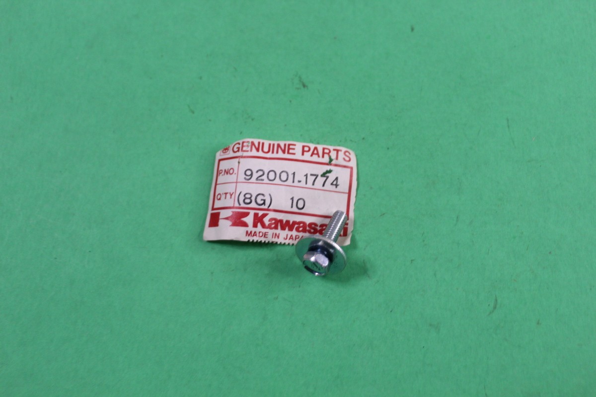 NOS OEM Kawasaki KL250 KLR250 ZG1400 ZN1300 ZX1000 ZX-14 Bolt 6x22