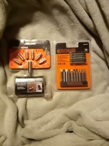 BLACK+DECKER 15-Piece 2 In Screwdriving Bits & Seven Piece Handy Driver Set 