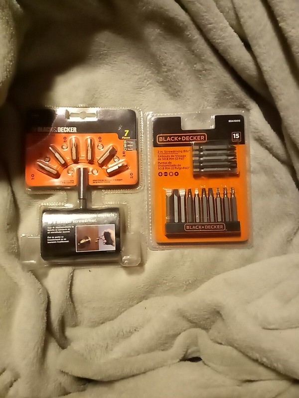 BLACK+DECKER 15-Piece 2 In Screwdriving Bits & Seven Piece Handy Driver Set 