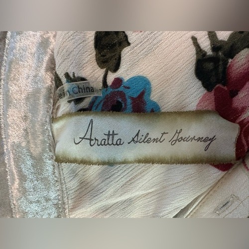 Aratta Silent Journey contemporary Floral Embroidered Sequin velvet Sz L #1756 - Picture 15 of 16