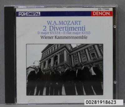 CD. 2 Divertimenti. D Major KV334. E Flat Major KV113. MOZART    