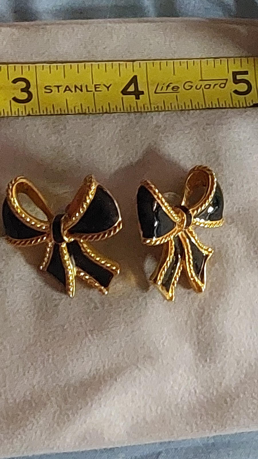 Picture 2 of 6