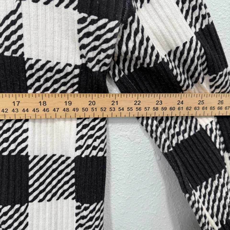 Suéter xadrez gola alta Cocoa Core creme búfalo tamanho M manga longa - Imagem 4 de 4