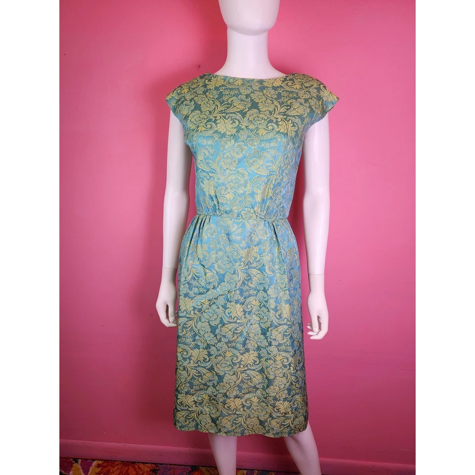 Vintage 1950's Mint Gold Brocade Sheath Dress Low Back with Bow by R&K Originals - Image 2 of 4