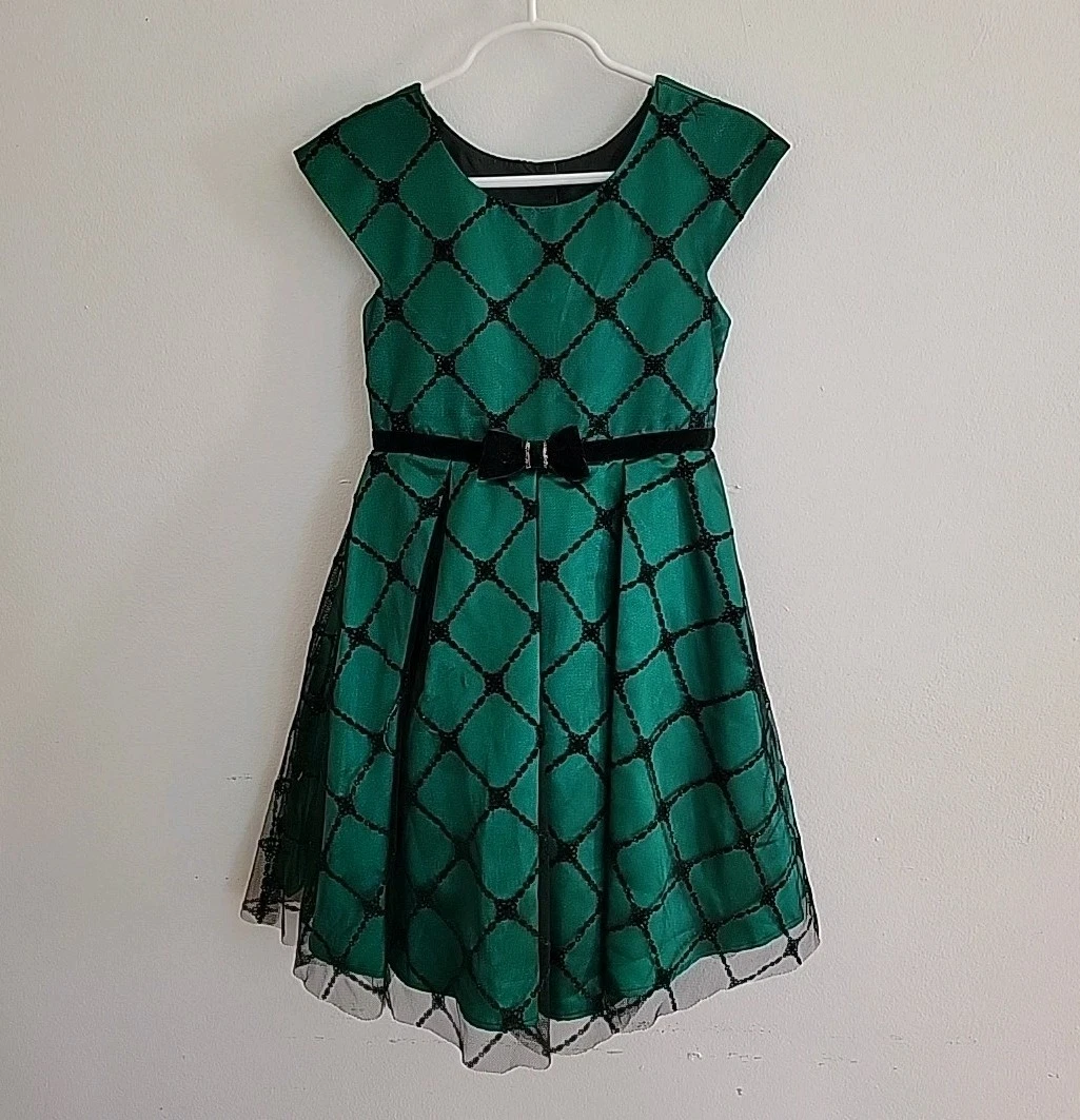jona michelle holiday dress green Michelle Dress Emerald Green – SALONI main image 1