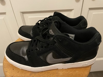 Nike SB Air Force 2 Low  Black Grey Gum  Size US11 / UK 10     A00300-01