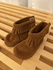 Minnetonka Moccasins Shoes Suede Leather Infant/Toddler Size 2