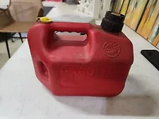 VINTAGE Blitz 1.4 Gallon Red Plastic Vented Gas Can #1