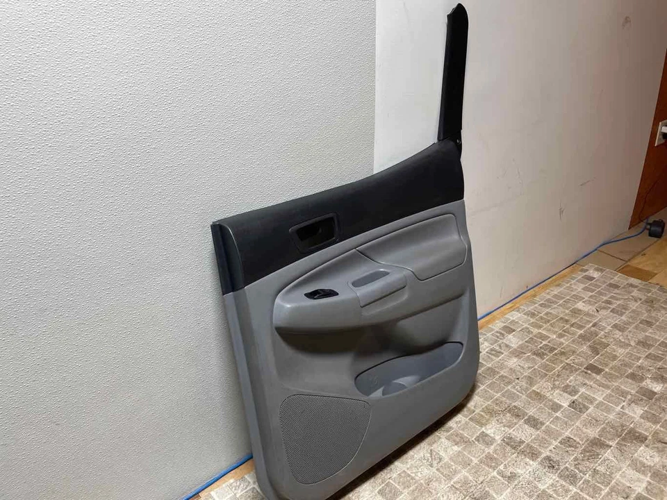 Panel de moldura de puerta de pasajero trasero derecho con JBL gris doble cabina para TOYOTA TACOMA 12-15 Foto 3 de 4