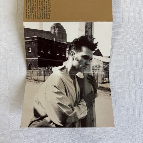 MORRISSEY - Bona Drag (1990) Cassette Tape - Picture 5 of 11