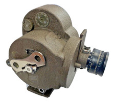 Bell Howell 35mm Eyemo Cine Camera, lens, filter slot, Warranty Clean