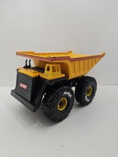 Buddy L Dump Truck 2005 Pressed Steel And Plastic Yellow Dumpster Tipper