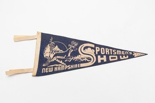 Vintage New Hampshire Sportsmen's Show Souvenir Felt Pennant 18"