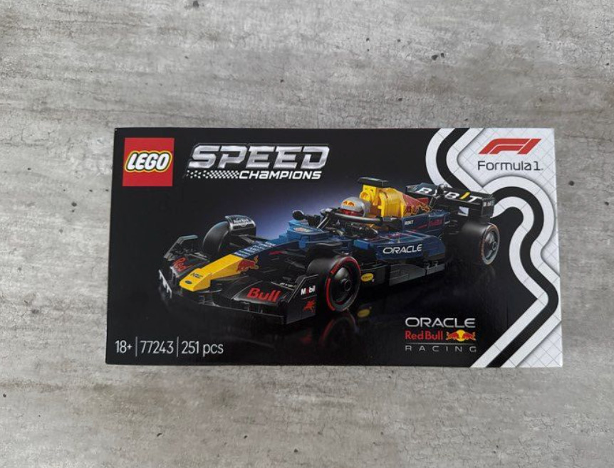 LEGO Speed Champions 77243 Oracle Red Bull Racing RB20 F1 voiture de course miniature