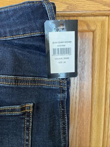 Avenue Denim Women’s Jeans Size 20. 28 Inseam. 38 Waist. NWT - Picture 2 of 5