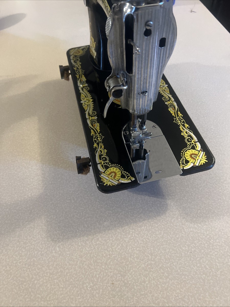 1929 Vintage Singer Sewing Machine With Spinx Decal | eBay