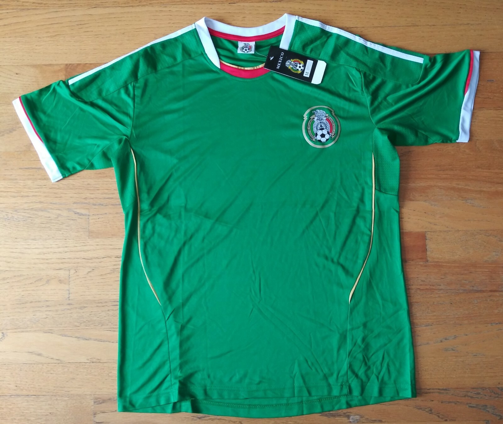 Mexico Soccer Jersey ~ Size Adult Medium ~ NEW with Tags 