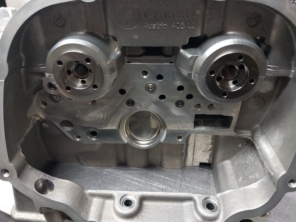 Lamborghini Gallardo 5.0L V10 Cylinder Heads