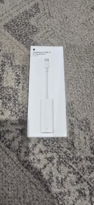 Apple MMEL2AM/A Thunderbolt 3 USB-C to Thunderbolt 2 Adapter