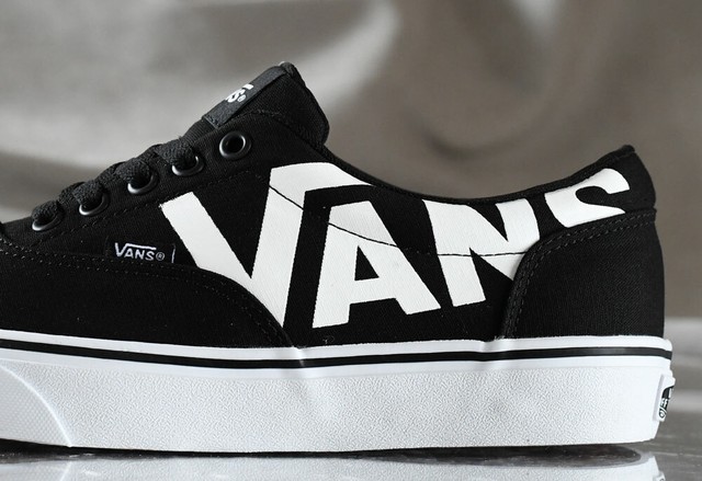 vans ward hi women's skate shoes burgundy