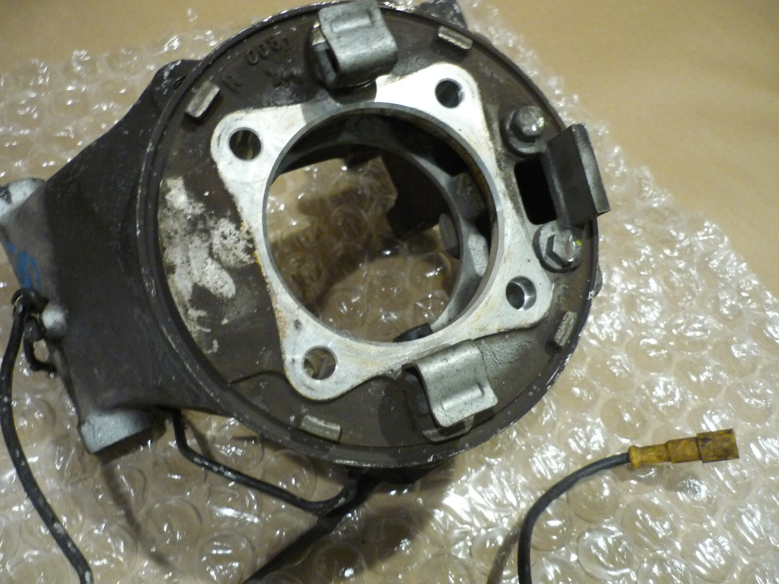 Ferrari 456 GT/GTA - LH Rear Wheel Hub Holder  -  P/N 154668