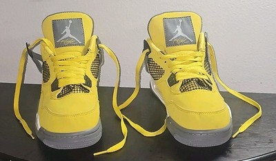 Jordan Air Jordan 4 Retro Lightning Yellow Gray Mid Top Sneakers CT8527-700