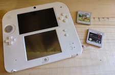 Nintendo 2DS Red White, Power Supply & Case, PLUS x2 games