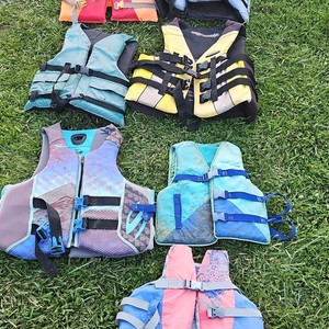 Stearns Wake Force Life Jacket Flotation Vest Men’s XL MPN Mems XL