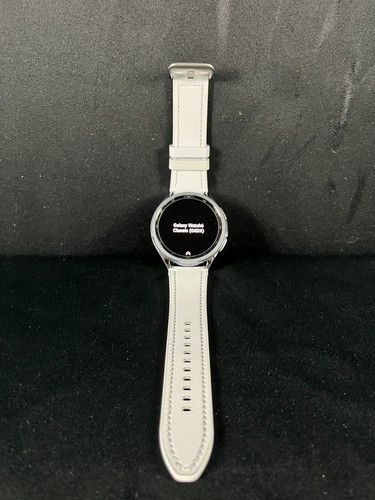 Montre connectée Samsung Galaxy Watch6 Classic SM-R960 argent Bluetooth Android - Photo 4 sur 12