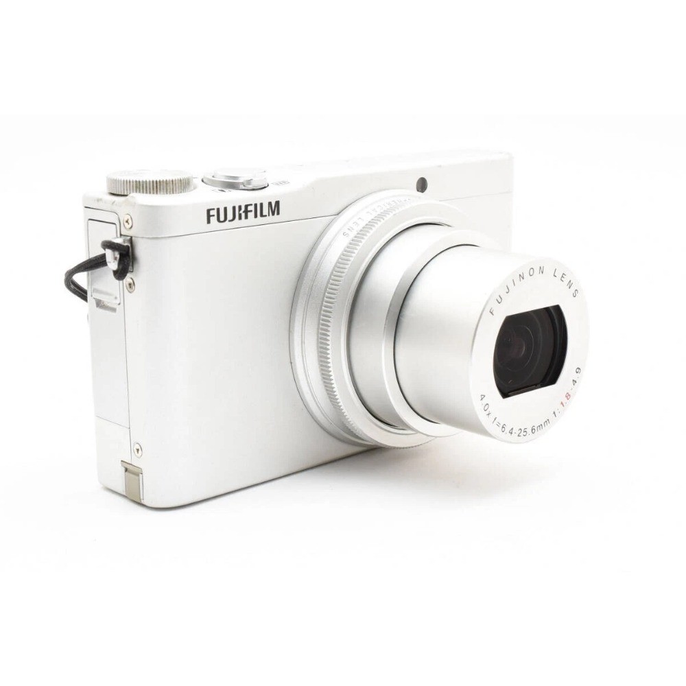 FUJIFILM XQ1 Digital Camera 12 MP 4x Optical Zoom 1080p HD Video