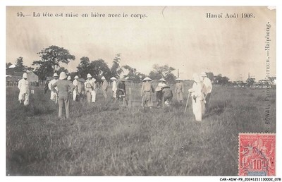 CAR-ADWP9-0524-VIET-NAM - Der Kopf Est Mise En Bier Avec Le Körper- Hanoi Aout