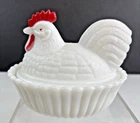 Vintage Westmoreland White Milk Glass Hen Chicken on Nest Red Comb Split Tail