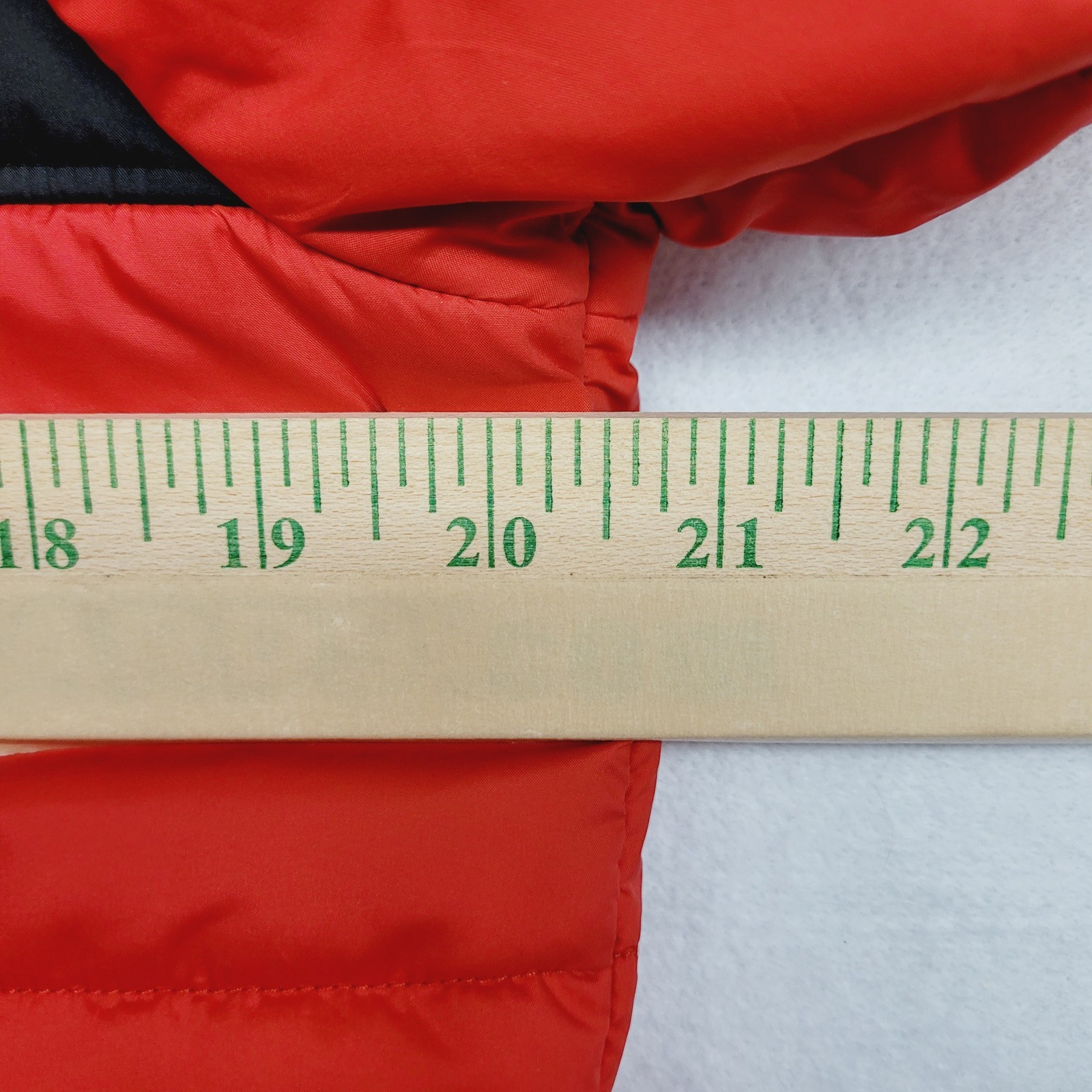 The North Face Women's Size Large Hooded Puffer Jacket Sherpa Fur Lining Red thumbnail 9