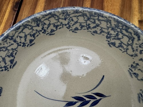 VTG Robinson Ransbottom Pottery Roseville Ohio Blue Spongeware Wheat Bowl 11.75" - Picture 6 of 11
