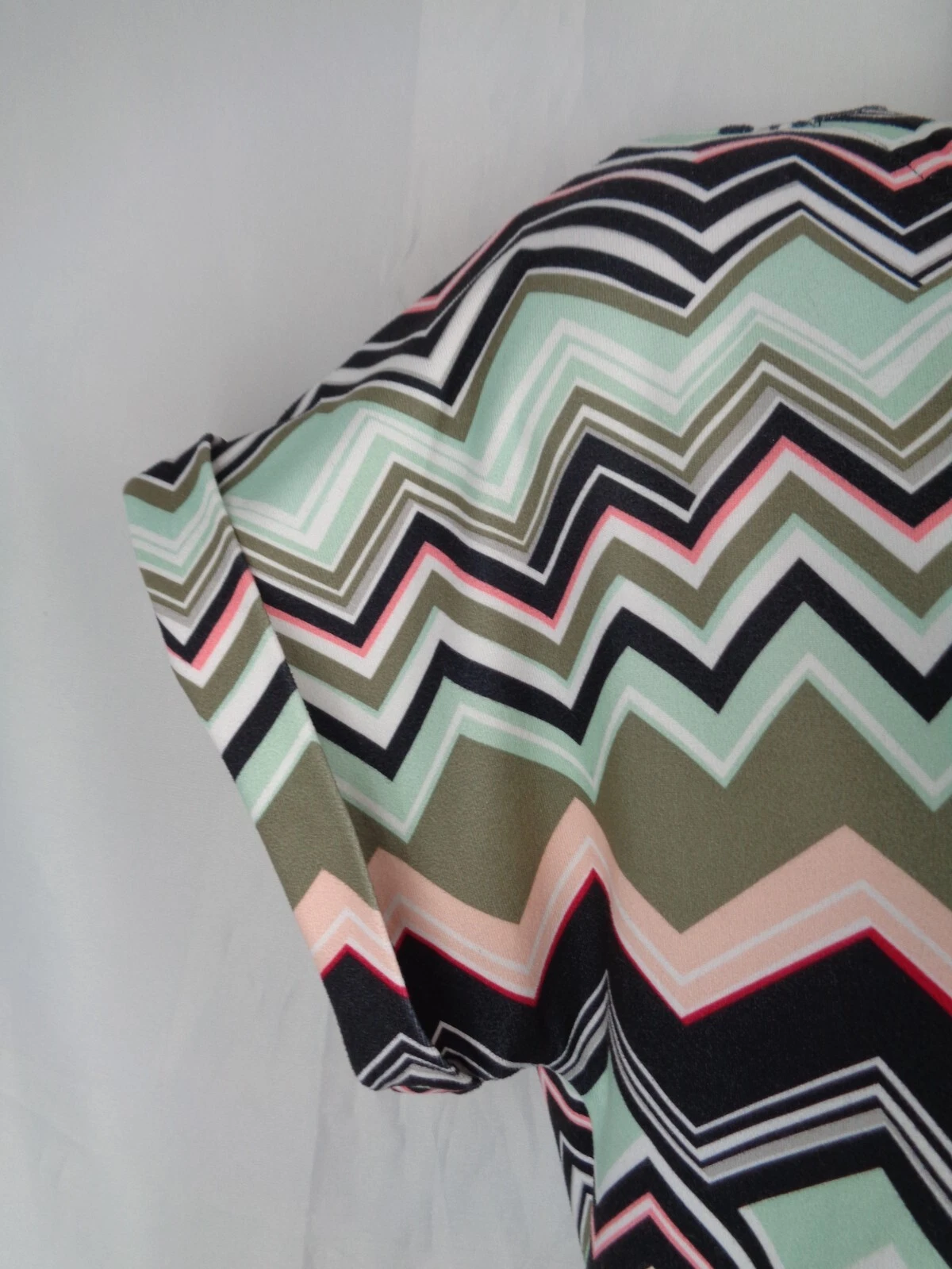 lole chevron zig zag blouson 