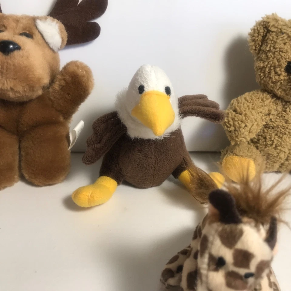 Peter Pauper Press Embrace K&M Only Hearts Mini Plush Lot of 4 - Image 3 of 4