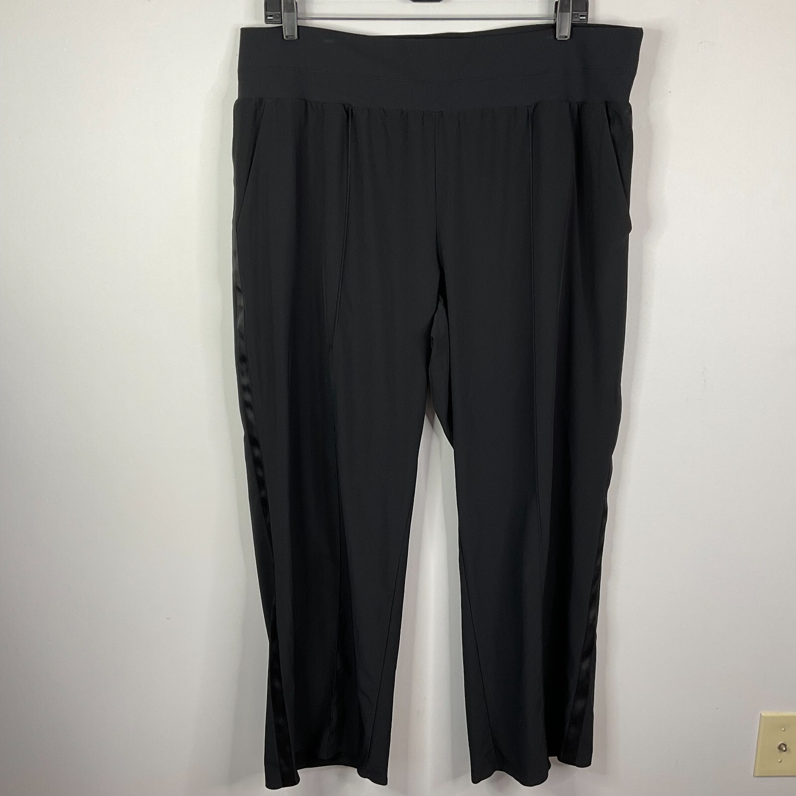 Athleta Pants Womens Size 22 Nolita Wide Leg Pull On Black Elastic