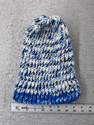 Handmade Beanie Toque Youth One Size White Blue Crochet Knit Acrylic Outdoors - Picture 5 of 5