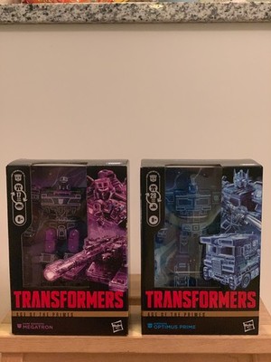 Transformers Age of the Primes Energon Optimus Prime And Megatron IN HAND NEW