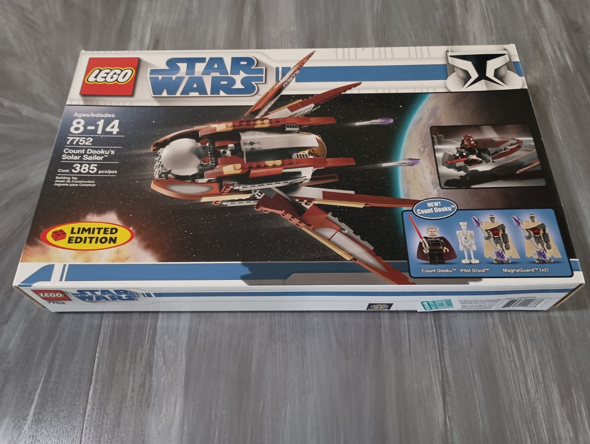 LEGO Star Wars: Count Dooku's Solar Sailer (7752) for sale online