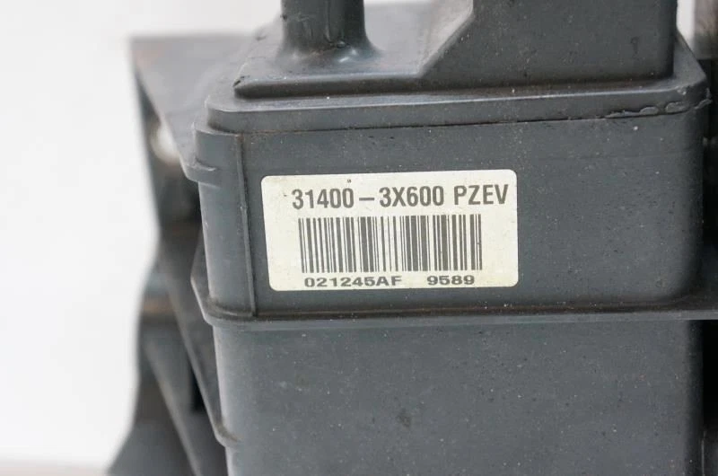 Evaporador de vapor de combustible Hyundai Elantra 2011-15 bote de emisiones 31400-3X600 fabricante de equipos originales Foto 4 de 4