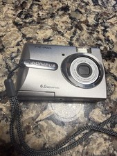 Olympus FE-140 6.0MP Digital Camera Silver Tested Working Loose Battery Lid
