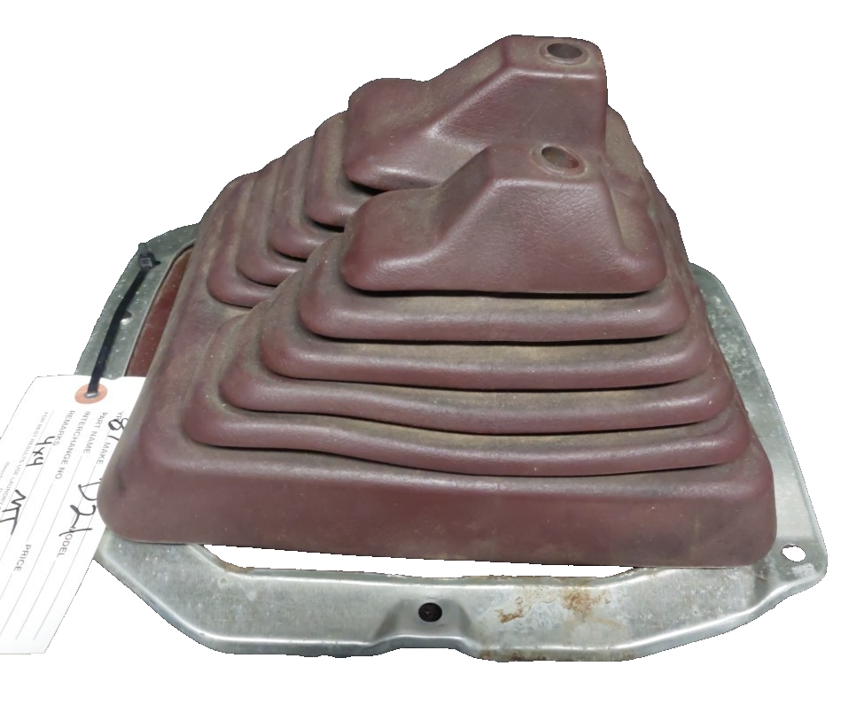 1986-1989 Nissan D21 Hardbody Pickup V6 MT 4x4 Shifter Boot Red