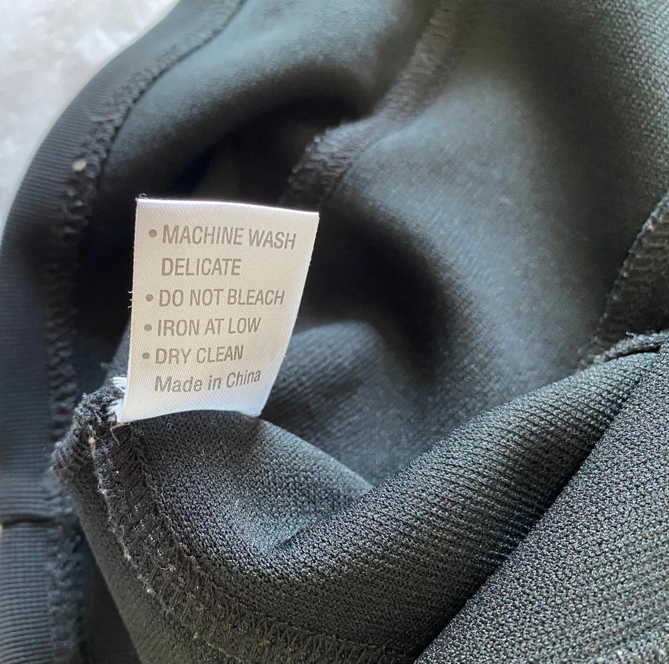 Millau Designer Solid Black Color Stripped Stretch Mini Skirt Size Small - Image 2 of 4