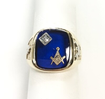 10k Yellow Gold Masonic Ring with Diamond