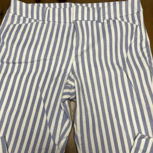 Old Navy Womens Pixie Ankle Pant Blue White Railroad Stripe, Size 6 - Picture 2 of 4