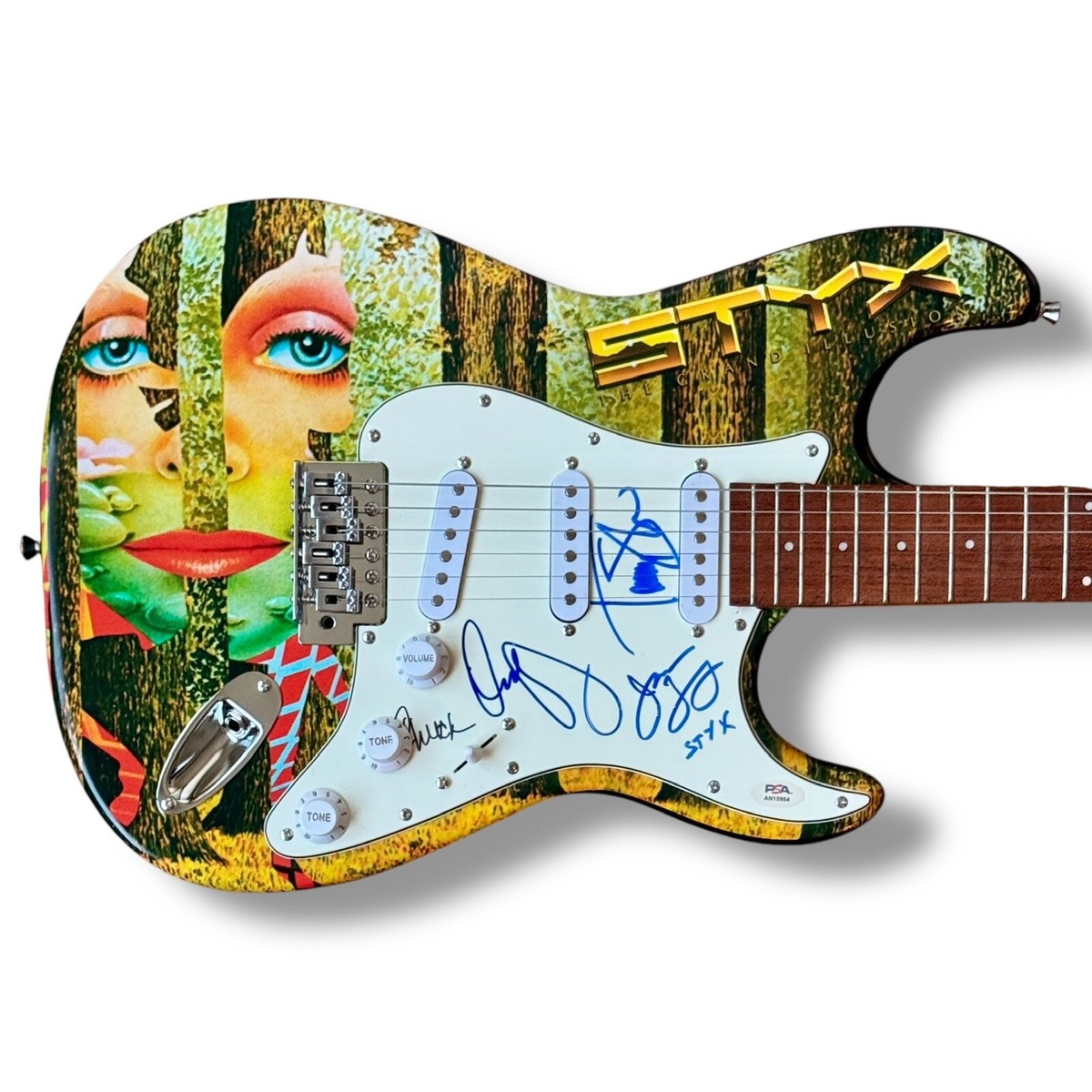 Styx Band Signed Full Size Electric Guitar COA Proof Autographed Tommy Shaw, James Young Styx Band Signed Full Size Electric Guitar COA Proof Autographed Tommy Shaw, James Young