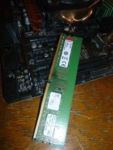Intel Mainboard ASRock H170M Pro4 i5 4x4GB Ram - Picture 7 of 7