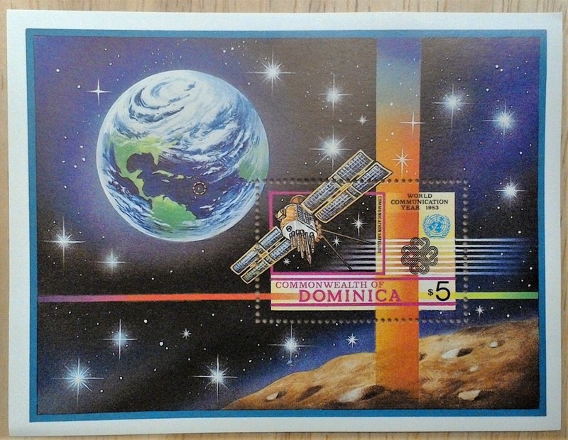 VINTAGE CLASSICS - Dominica 1983 - Communication Year - S/S - Scott 804 - MNH